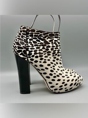 Ann Taylor Leopard Animal Hair Ankle Booties 8M Platform Heel 5”